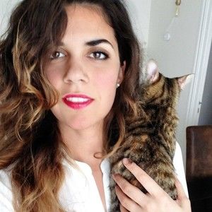 Meet your Posher, Claire